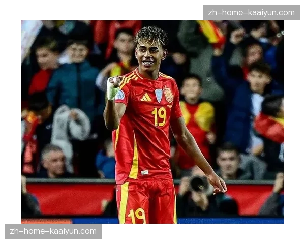 亚马尔6射门4射正3进球,射正转化率75%创最年轻戴帽纪录